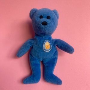 Beanie Babies x McDonald’s McNugget bear